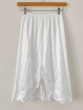 Vintage Deena White Lace Trim Half Slip M Antron Nylon Made USA Boudoir Bridal